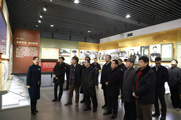 中国书协文艺志愿服务小分队来到刘少奇在山东纪念馆参观学习